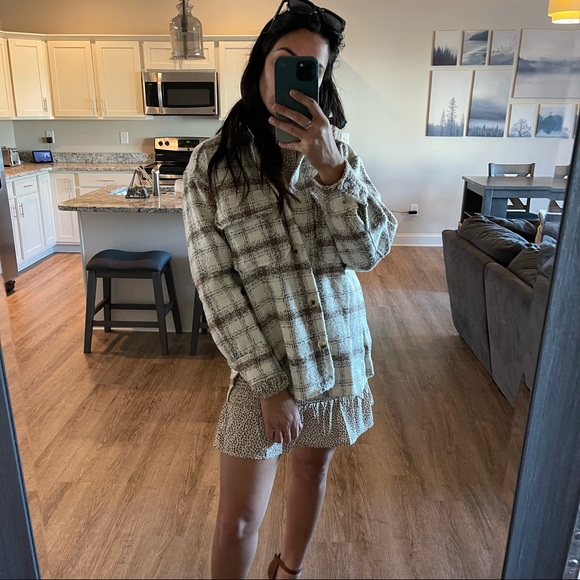 Billowy Beige Mini Dress - Picture 11 of 12